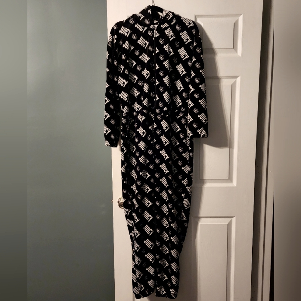 Juicy By Juicy Couture Velour Jumpsuit sz XL